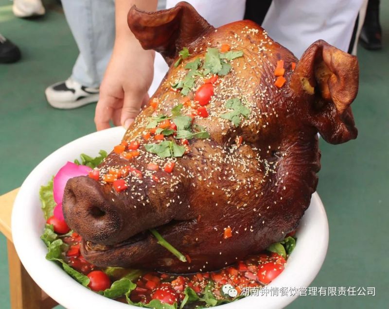 湖南鐘情餐飲管理有限責(zé)任公司,餐飲管理,鐘情餐飲管理,團(tuán)體膳食,大學(xué)食堂,學(xué)院食堂,學(xué)校餐飲 湖南鐘情餐飲管理有限責(zé)任公司,餐飲管理,鐘情餐飲管理,團(tuán)體膳食,大學(xué)食堂,學(xué)院食堂,學(xué)校餐飲