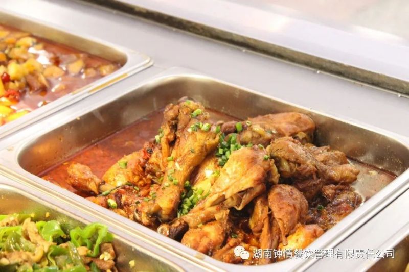 湖南鐘情餐飲管理有限責(zé)任公司,餐飲管理,鐘情餐飲管理,團體膳食,大學(xué)食堂,學(xué)院食堂,學(xué)校餐飲